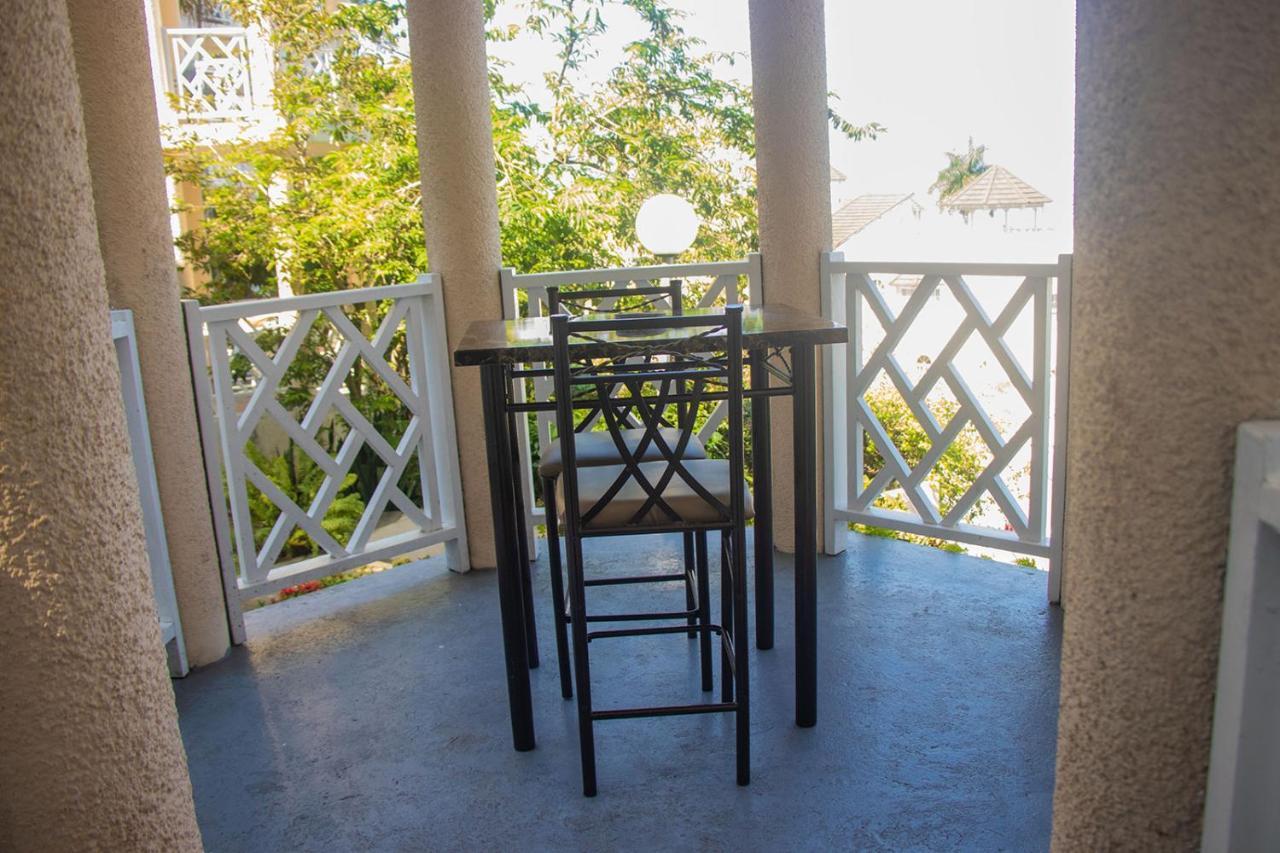 Elegant Condo Awesome View Ocho Rios Eksteriør billede
