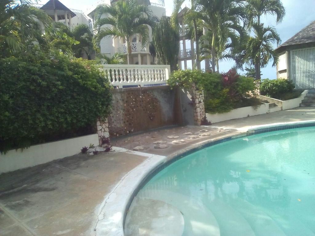 Elegant Condo Awesome View Ocho Rios Eksteriør billede